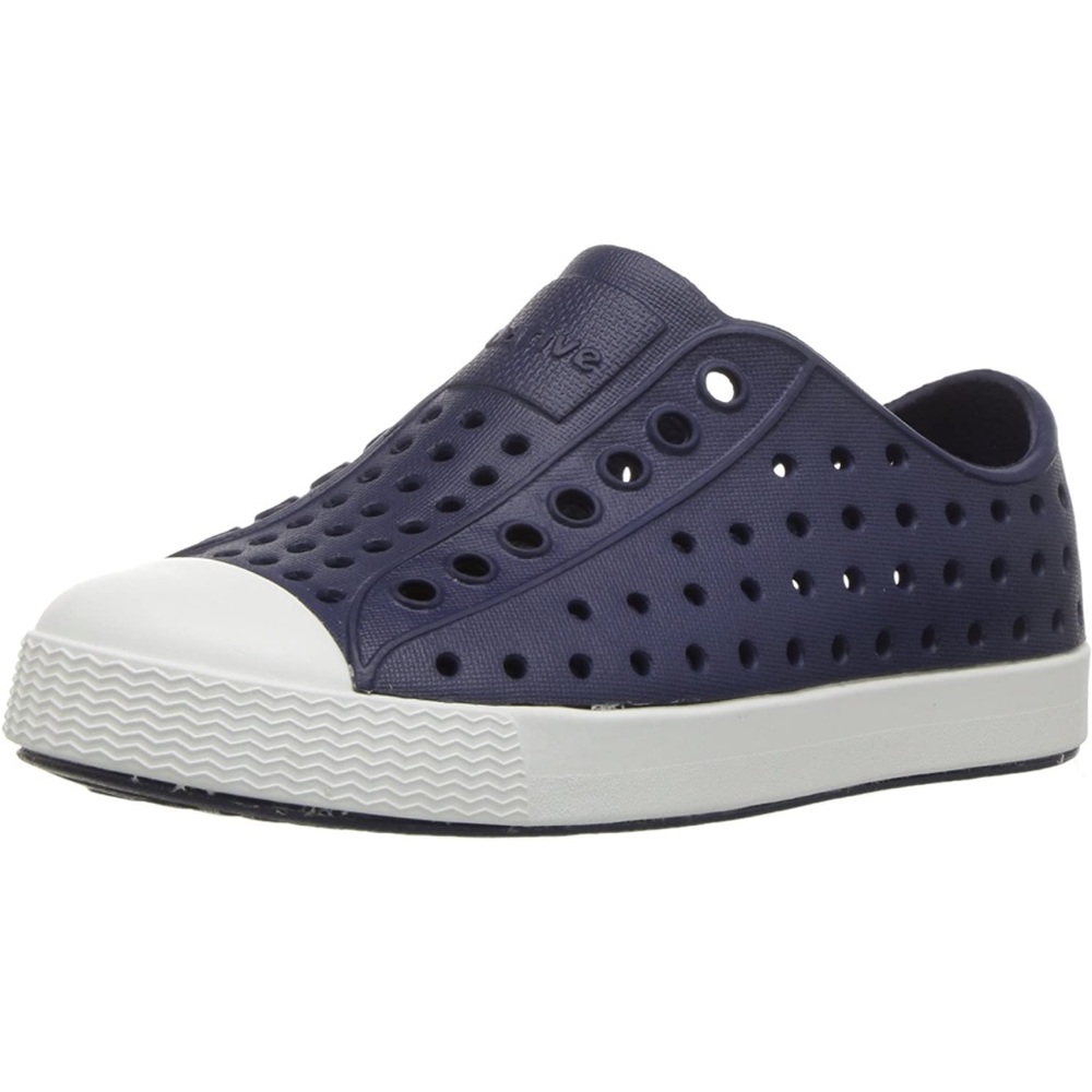 Native Shoes Jefferson Regatta Blue/Shell
White sz 12 unisex toddler/little kid